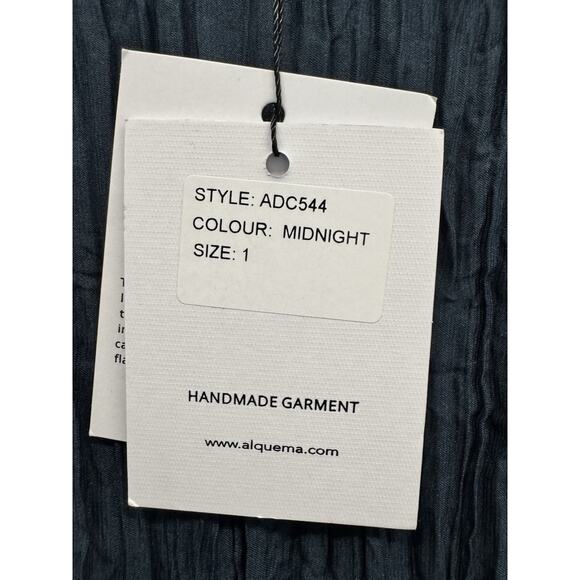 Alquema - 3/4 Sleeve Smash Pocket Dress in Midnight Size 1 Small - Picture 5 of 6